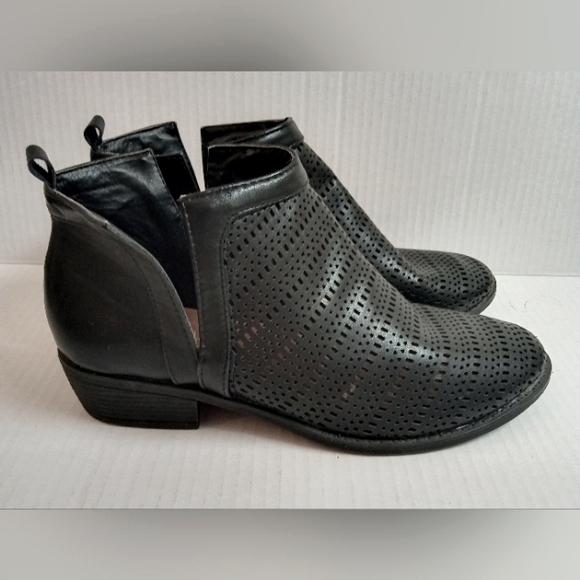 Reflection Shoes - Reflections Black Perforated Slip On Ankle Boots Women's Size 7.5